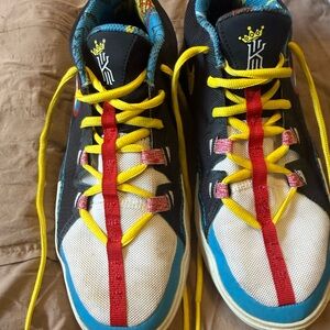 Nike kyrie irving flytrap Athletic Sneakers - Black, Blue, Yellow & Red